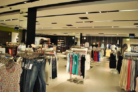 岳西商场里的店面怎么装修？